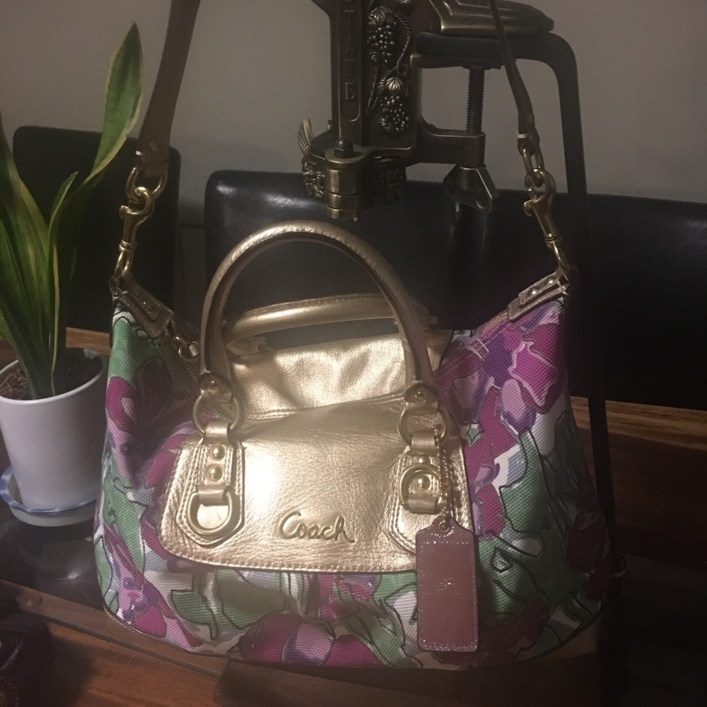 Coach Shoulder Bag